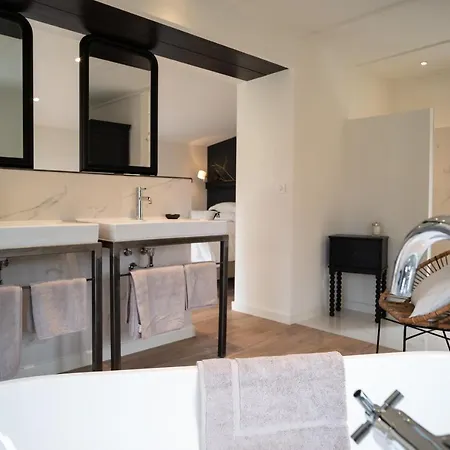 Milanu ゲストハウス 4*